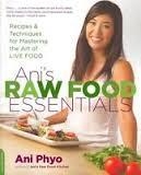 ANI'S RAW FOOD ESSENTIALS | 9780738215600 | ANI PHYO