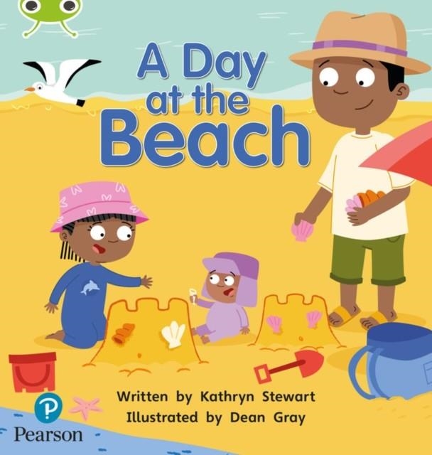 A DAY AT THE BEACH | 9781292395418