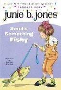 JUNIE B. JONES 12: SMELLS SOMETHING FISHY | 9780679891307 | BARBARA PARK